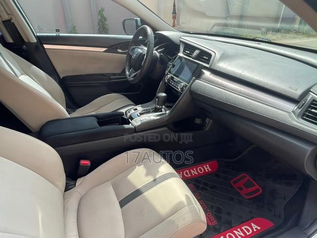 Honda Civic 2017 White