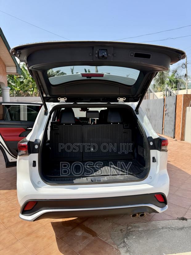 Toyota Highlander XSE 2021 White