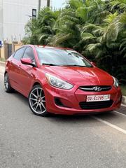 Hyundai Accent SE Sedan 2016 Red for sale