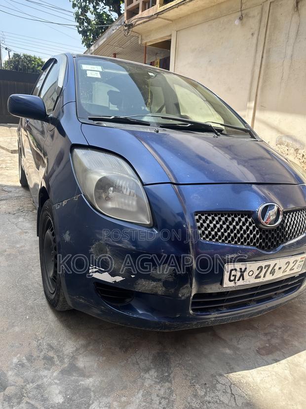 Toyota Vitz 1.0 FWD 3dr 2006 Blue