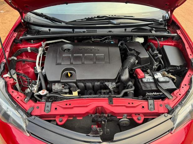 Toyota Corolla LE (1.8L 4cyl 2A) 2019 Red