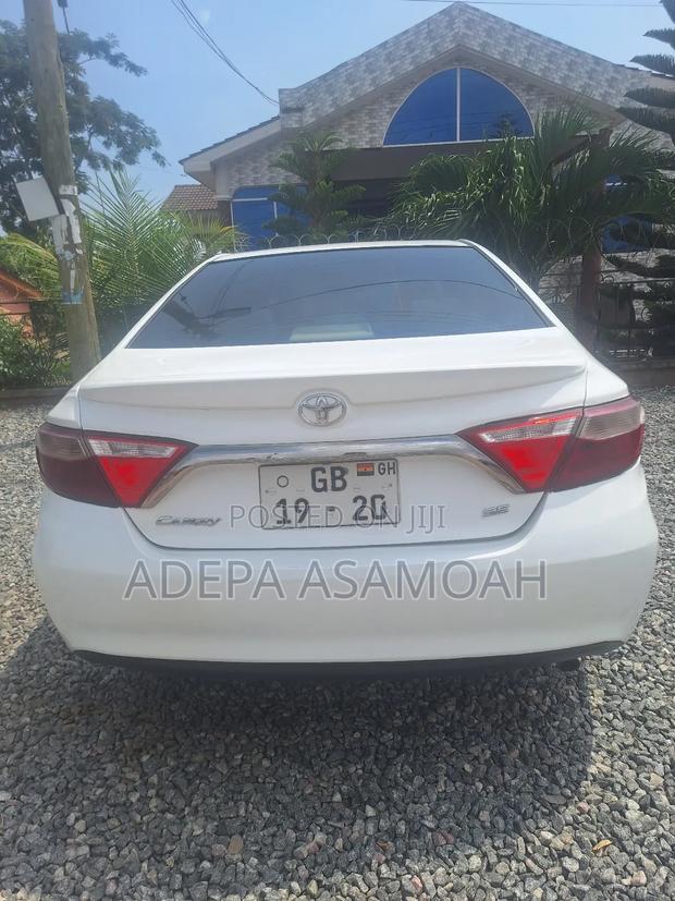 Toyota Camry 2017 White
