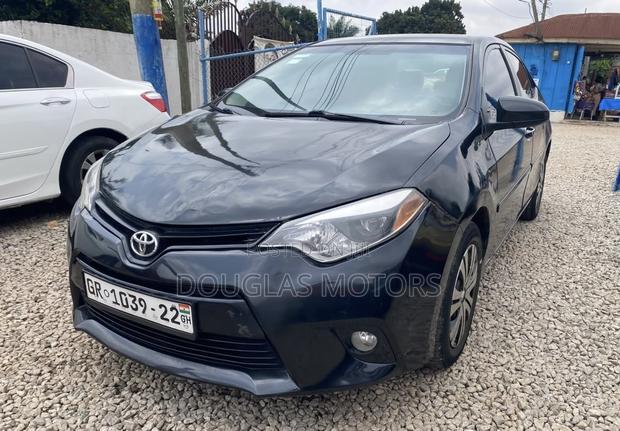 Toyota Corolla 2016 Black