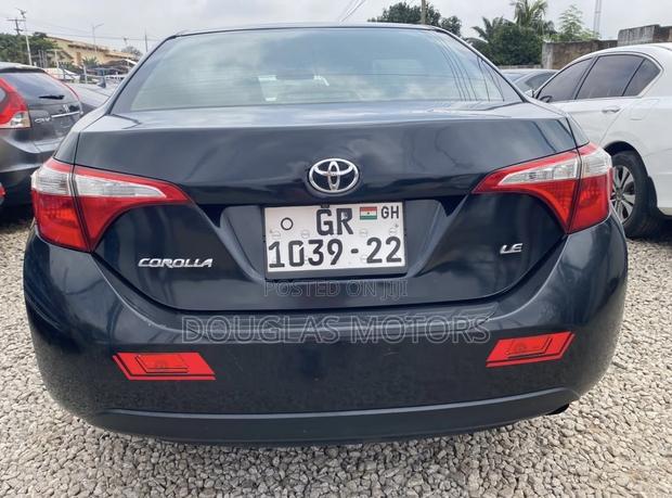 Toyota Corolla 2016 Black