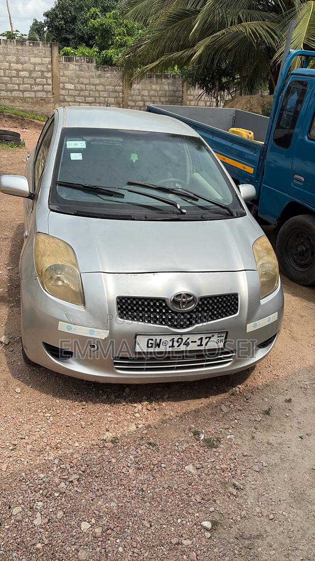 Toyota Yaris 2006 Silver