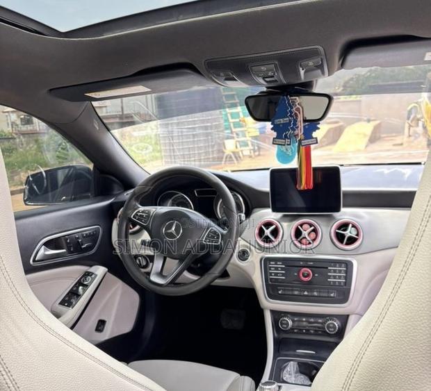 Mercedes-Benz C250 2015 Black