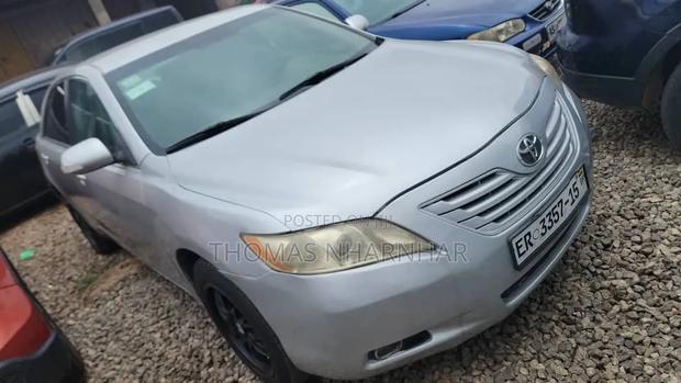 Toyota Camry 2010 Gray