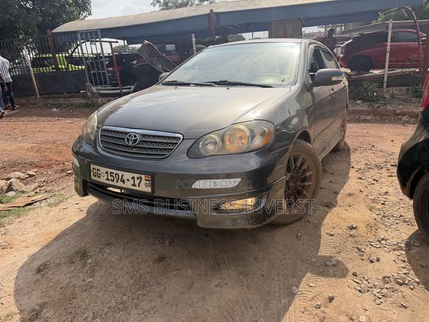 Toyota Corolla 2006 Gray