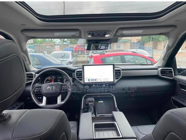 Toyota Tundra Limited Double Cab 6.5' Bed 2023 Blue