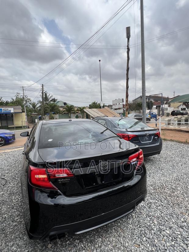 Toyota Camry SE Sport 4dr Sedan w/Prod. End 11/13 (2.5L 4cyl 6A) 2014