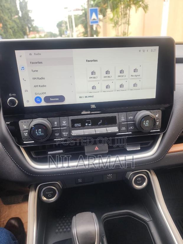Toyota Grand Highlander Hybrid 2025 Black