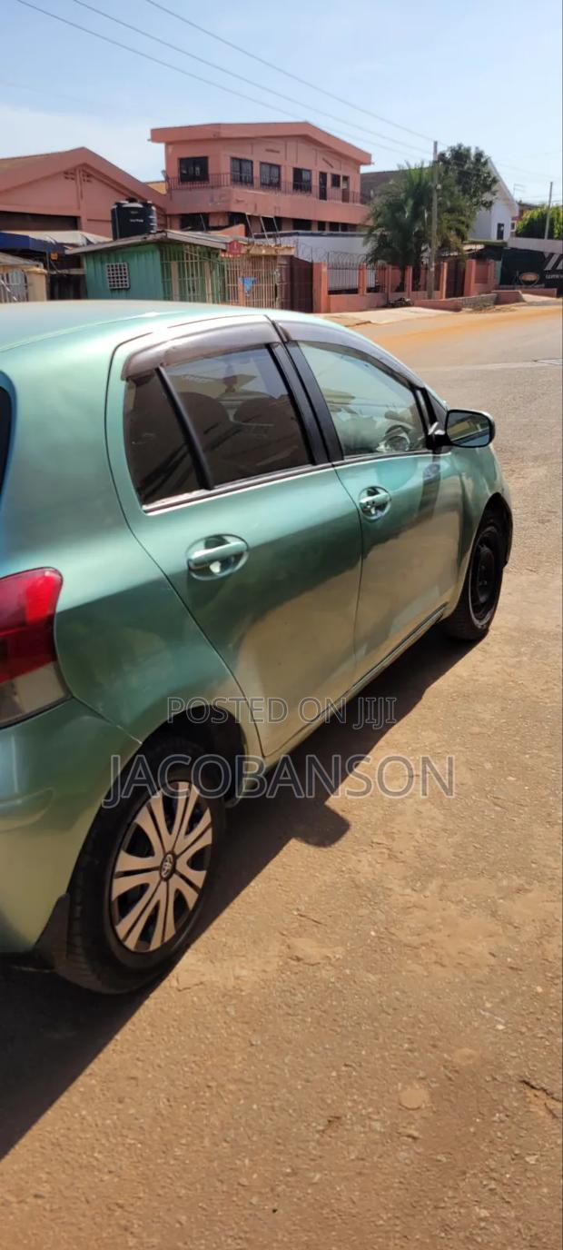 Toyota Vitz 2010 Green
