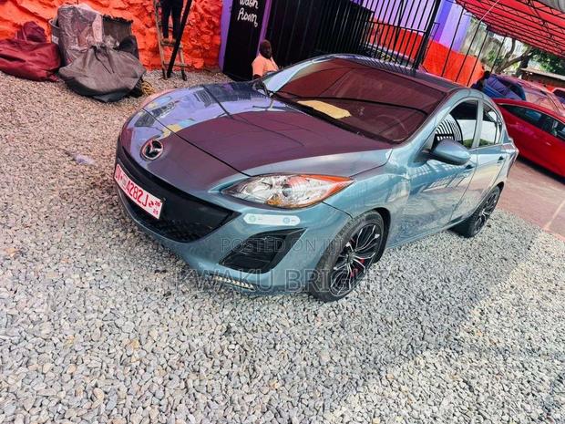 Mazda 3 2013 Green