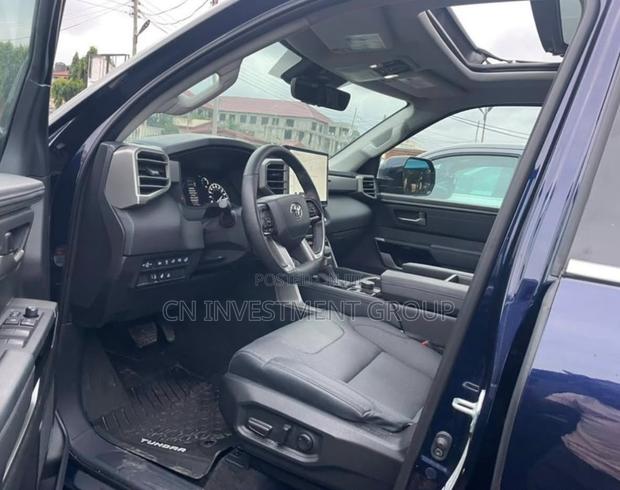 Toyota Tundra Limited Double Cab 6.5' Bed 2023 Blue