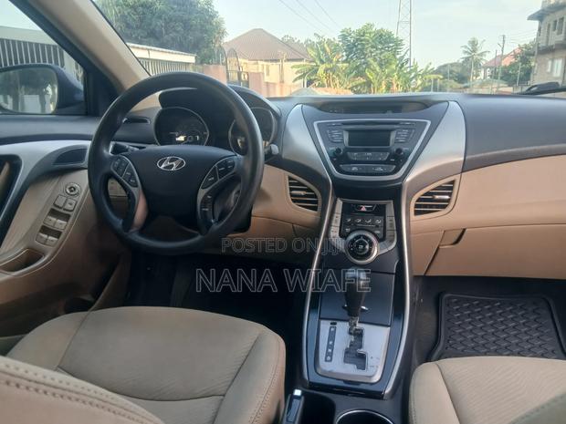 Hyundai Elantra 2013 Brown