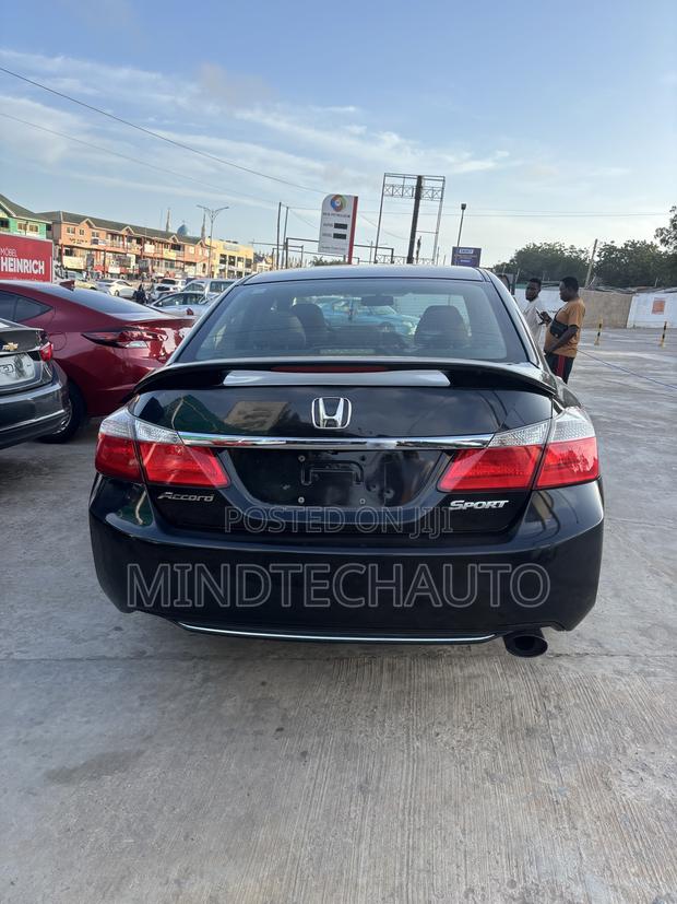 Honda Accord Sport 4dr Sedan (2.4L 4cyl 6M) 2014 Black