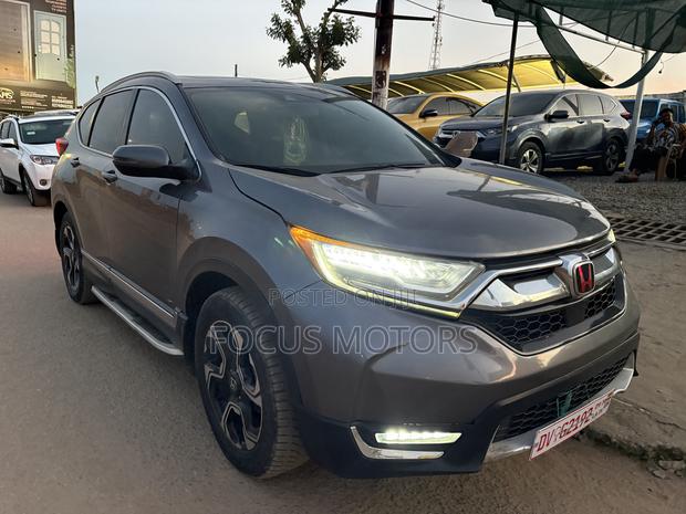 Honda CR-V Touring AWD 2018 Gray