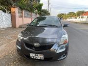 Toyota Yaris Base Sedan 4dr 2010 Gray for sale