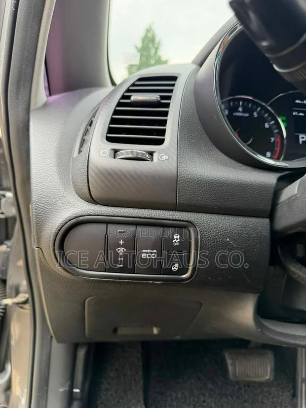 Kia K3 2015 Gray