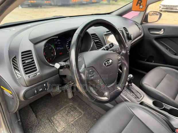 Kia K3 2015 Gray