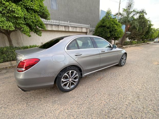 Mercedes-Benz C300 2015 Brown
