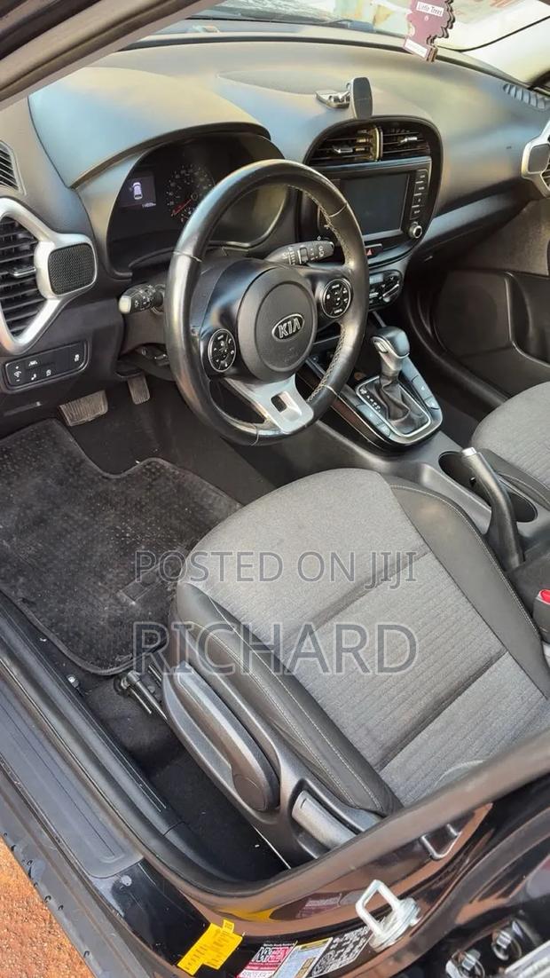 Kia Soul S 2021 Black