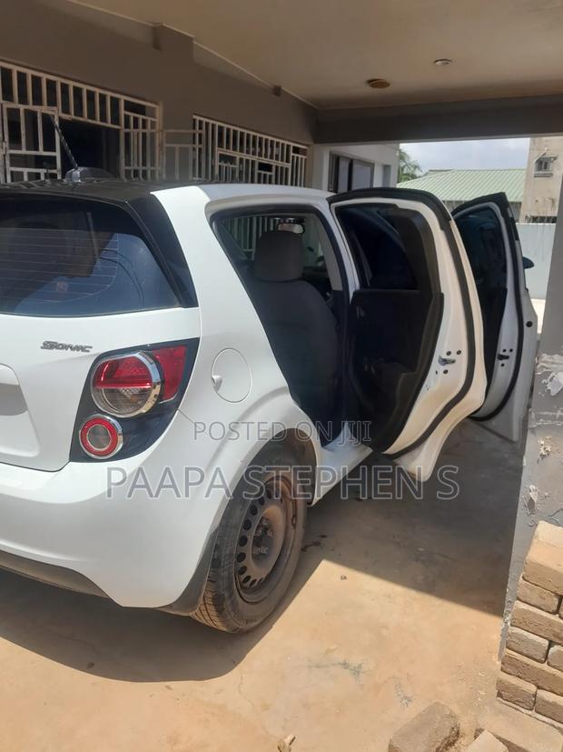 Chevrolet Sonic 2014 White