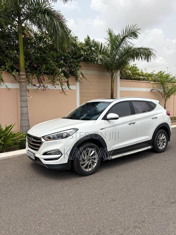 Hyundai Tucson Limited AWD 2016 White