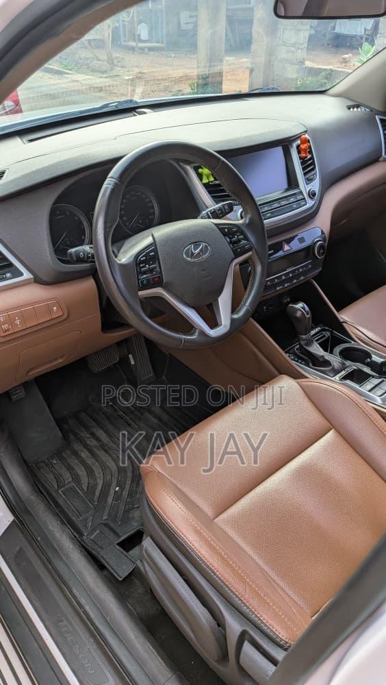 Hyundai Tucson Limited AWD 2016 White