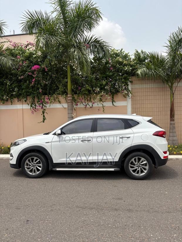 Hyundai Tucson Limited AWD 2016 White