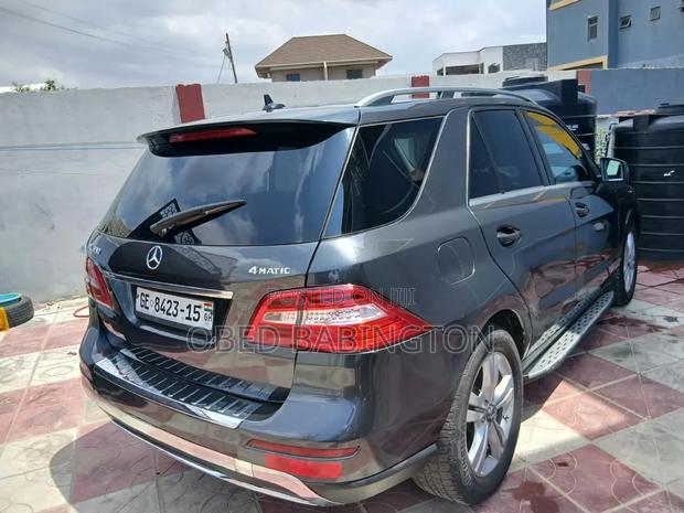 Mercedes-Benz M Class ML350 4MATIC 4dr SUV AWD (3.5L 6cyl 7A) 2014 Gray