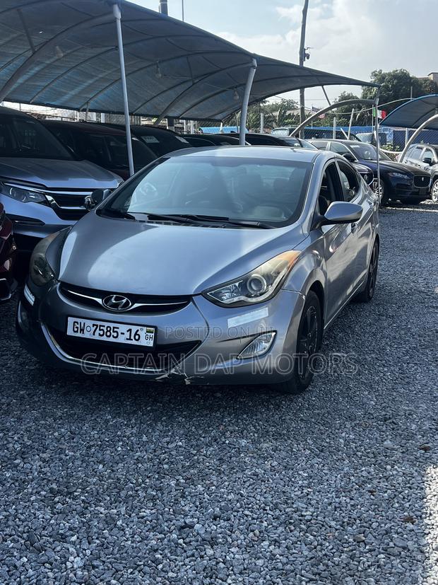 Hyundai Elantra GLS 2012 Gray