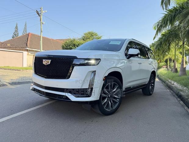 Cadillac Escalade 2022 White