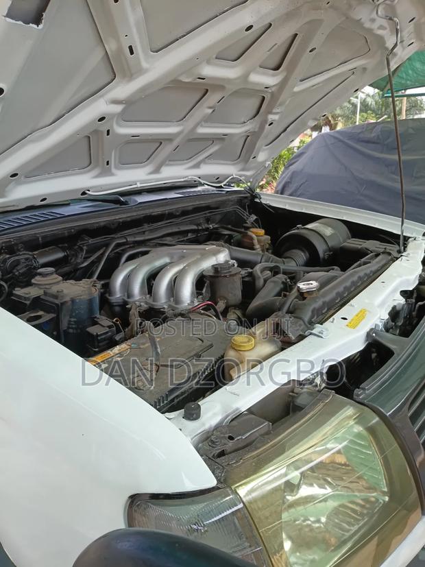 Nissan Hardbody 2007 White