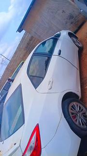 Toyota Corolla LE 4dr Sedan (1.8L 4cyl CVT) 2016 White for sale