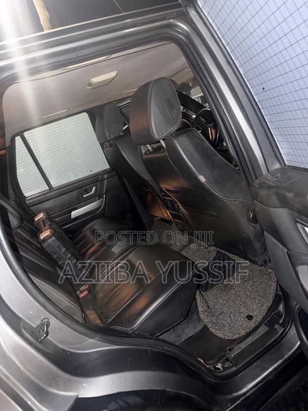 Land Rover Range Rover Sport 2009 Gray