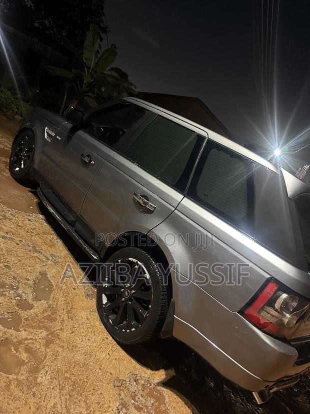 Land Rover Range Rover Sport 2009 Gray