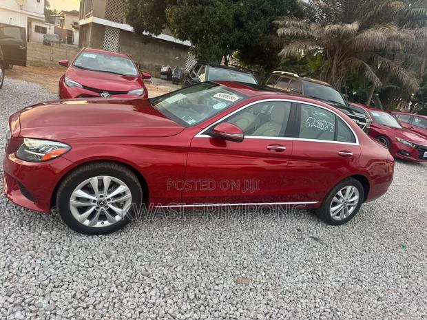 Mercedes-Benz C300 2020 White