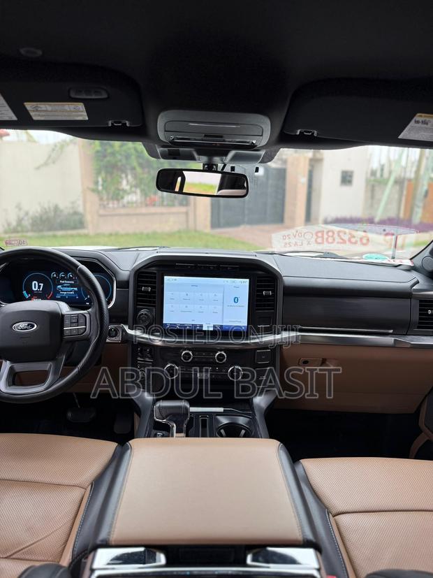 Ford F-150 LARIAT 2022 White