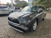 Toyota Highlander XLE 2021 Gray for sale