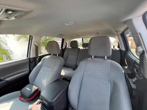 Toyota Tacoma SR 4x4 Access Cab 127.4 in. WB 2020 White