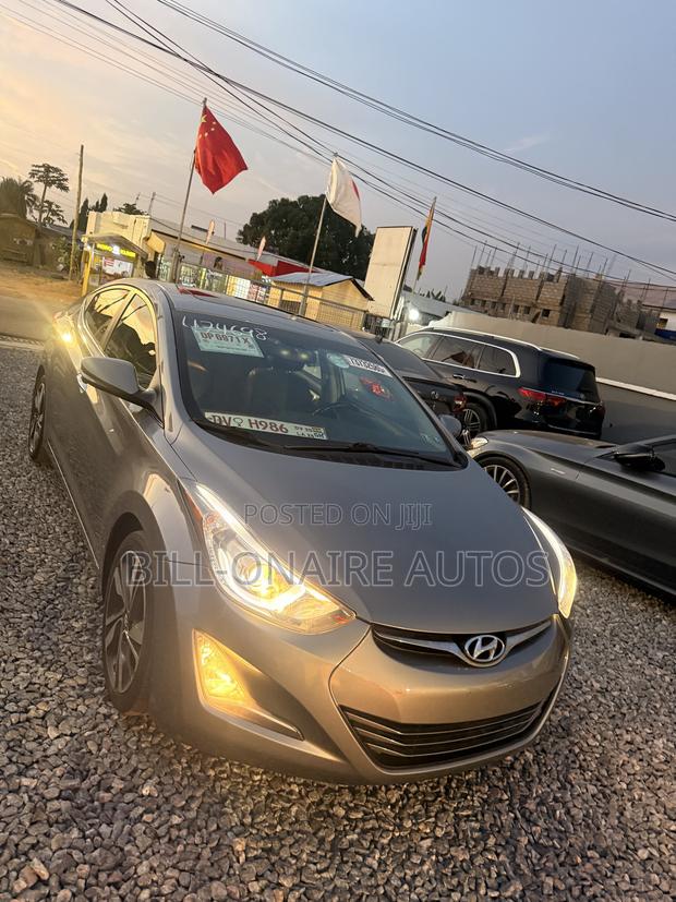 Hyundai Elantra Limited 4dr Sedan (1.8L 4cyl 6A) 2014 Gray