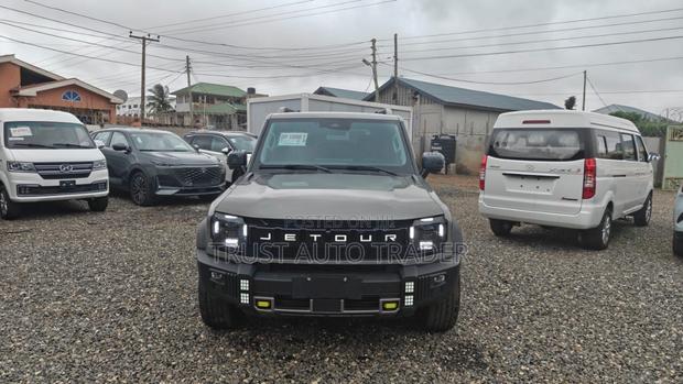 Jetour T2 2023 Gray
