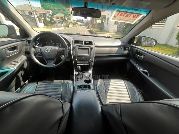 Toyota Camry 2017 Black