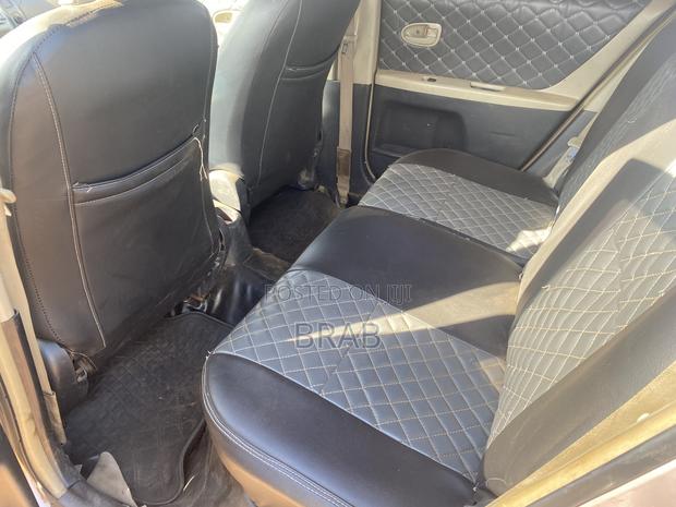 Toyota Vitz 1.5 FWD 5dr 2010 Silver