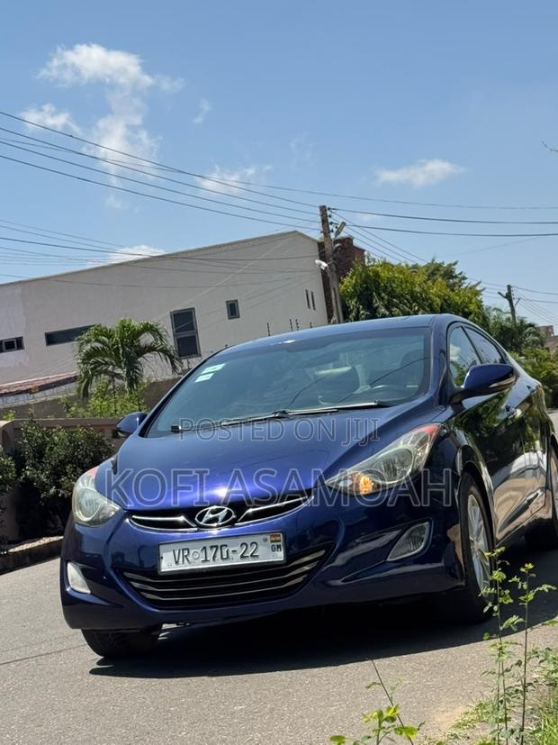 Hyundai Elantra GLS Sedan FWD (1.8L 4cyl 6A) 2013 Blue