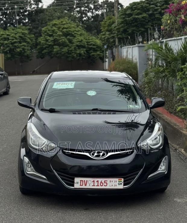 Hyundai Elantra SE Sedan FWD (1.8L 4cyl 6A) 2016 Black
