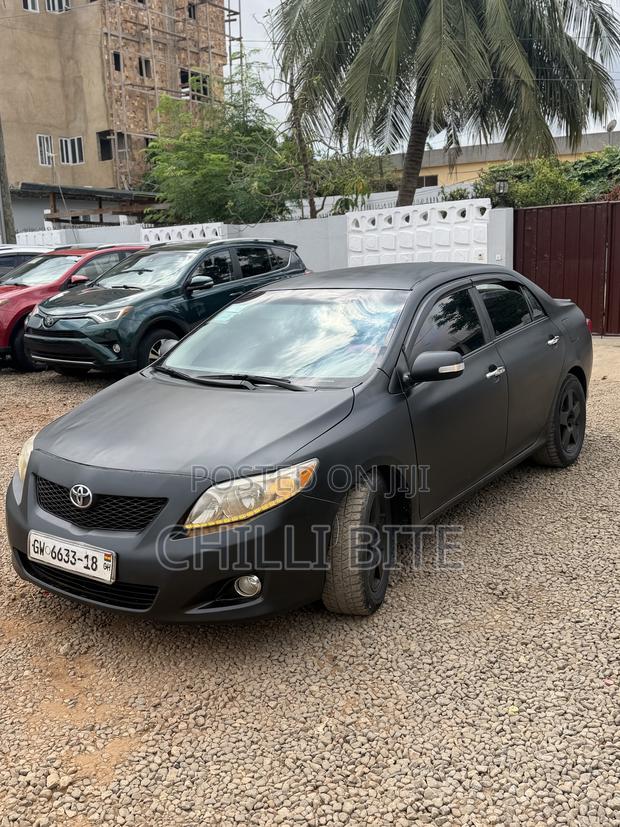 Toyota Corolla LE 4dr Sedan (1.8L 4cyl 4A) 2010 Black