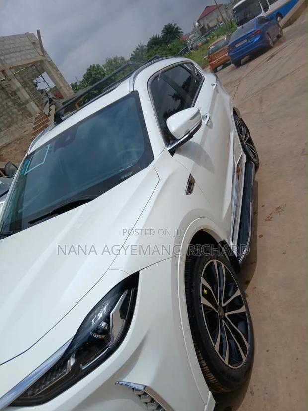 Jetour X70 Plus 2021 White