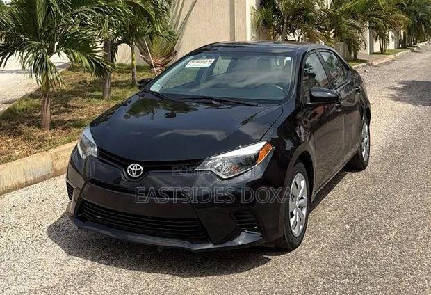 Toyota Corolla 2016 Black